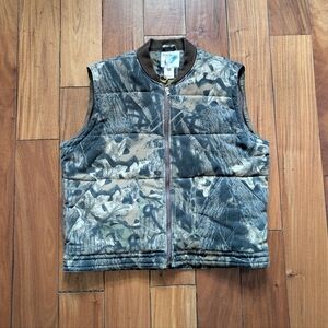 Trophy Club  Vintage Camo Puffer Vest (XL)